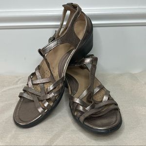 Ecco Metallic Tan/Gold Sandals
